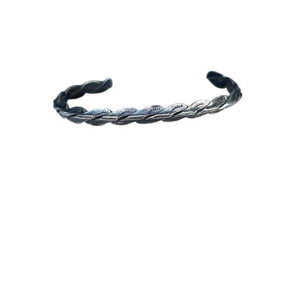 Vintage Native Navajo Sterling Silver Cuff Rope Bracelet Unsigned - Picture 2 of 10
